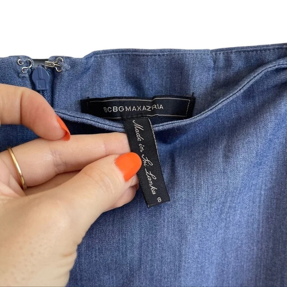 BCBGMaxZaria Mini Skirt Size 8 - Picture 3 of 4